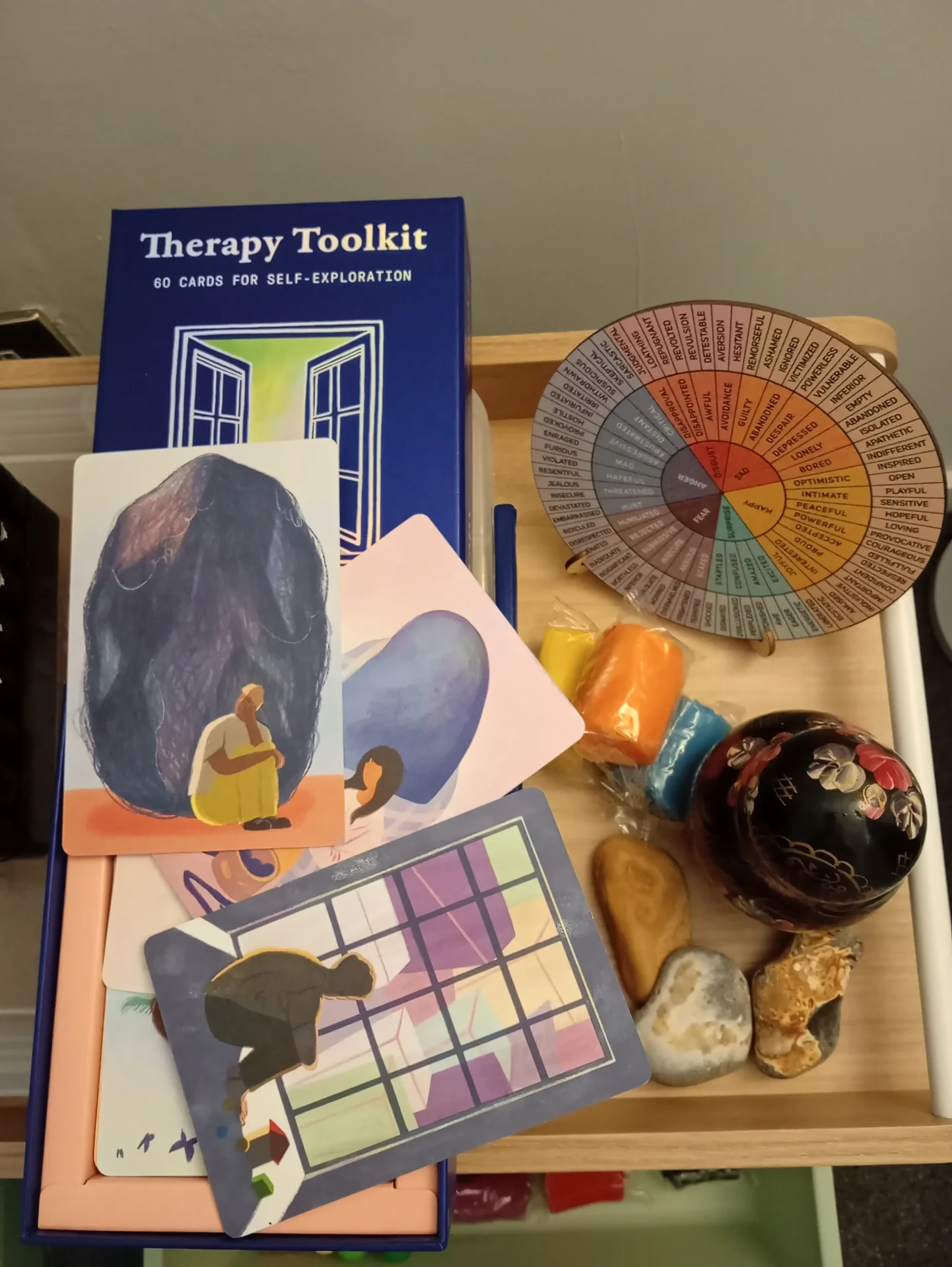 1000007905 Creative therapy tools and therapeutic resources
